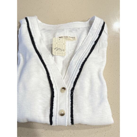 Free People Woman’s Cardigan Size Medium NWT - Picture 6 of 8